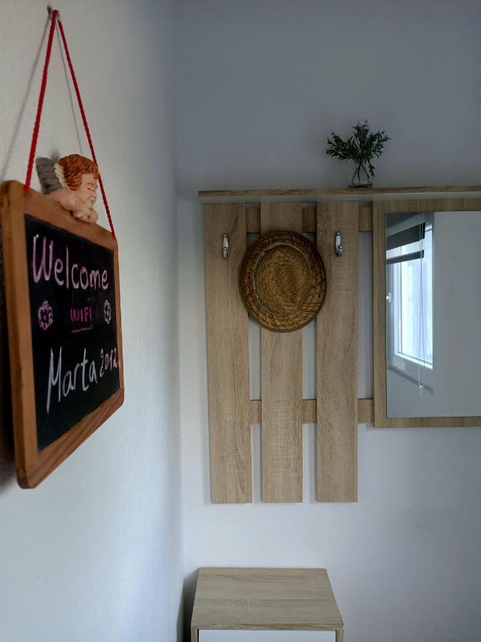 Chez Marthe, Organic Farm Stay Knin Kültér fotó