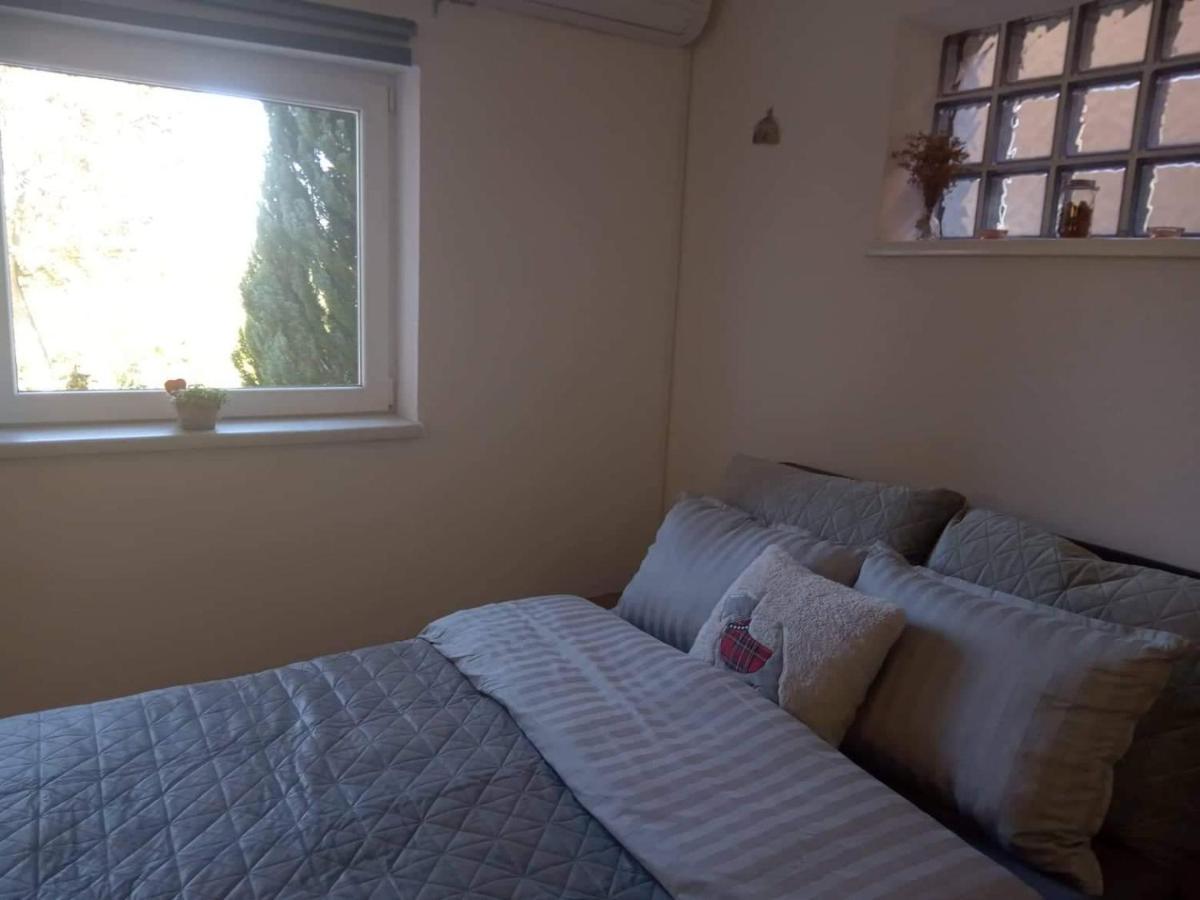 Chez Marthe, Organic Farm Stay Knin Kültér fotó